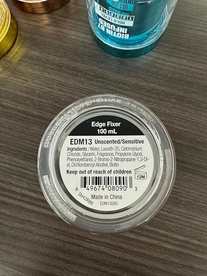 Red by Kiss Edge Fixer 24 Hour Maximum Hold Edge Wax No Flaking Biotin B7 Infused Hair Gel 3.38 fl.oz (Unscented)