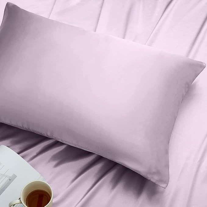100% Mulberry Silk Pillowcase for Hair and Skin Made in USA, Pure 22 Momme Silk, Acne Pillowcase with Zipper, Hypoallergenic, Cooling, Anti Wrinkle, 1 Pc 20"x26" (Standard, Purple)
