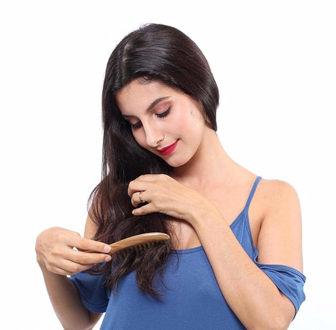 Louise Maelys 2pcs Wooden Wide Tooth Comb for Curly Thick Hair Anti-Static Black & Green Sandalwood Detangler Hair Comb for Women Men