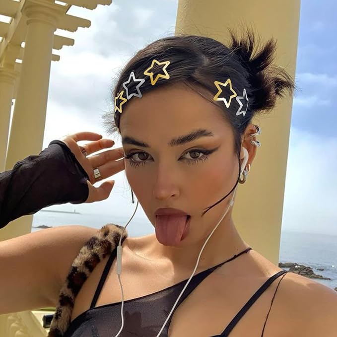 Star Hair Clips 2000s Y2K Snap Hair Barrettes Non Slip Star Hair Accessories Gold Silver Metal Hair Clips for Girls Women -30 PCS 1.18"