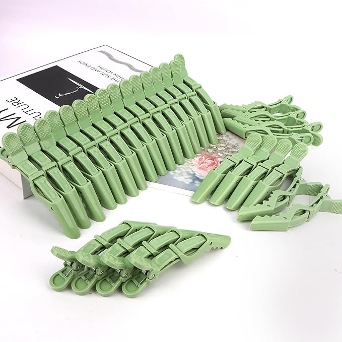 30 Pack Alligator Hair Clips for Styling, Sectioning Crocodile hair Clips Professional Barber Accessories for Salon of Thick Curly Volume Hair (Green)