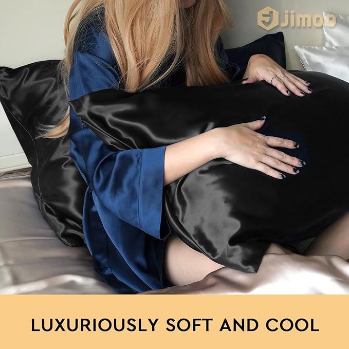 100% Mulberry Silk Pillowcase for Hair and Skin, 22 Momme Pure Natural Silk Pillow Case Both Sided with Zipper, Pillow Cover for Women Mom Men (Black, Standard 20''×26'', 1 Pack)