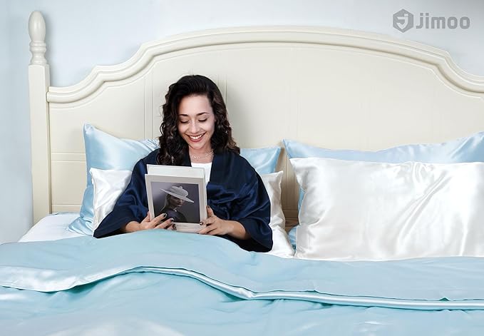 100% Mulberry Silk Pillowcase for Hair and Skin, 22 Momme Pure Natural Silk Pillow Case Both Sided with Zipper, Pillow Cover for Women Mom Men (Light Blue, Queen 20''×30'', 1 Pack)