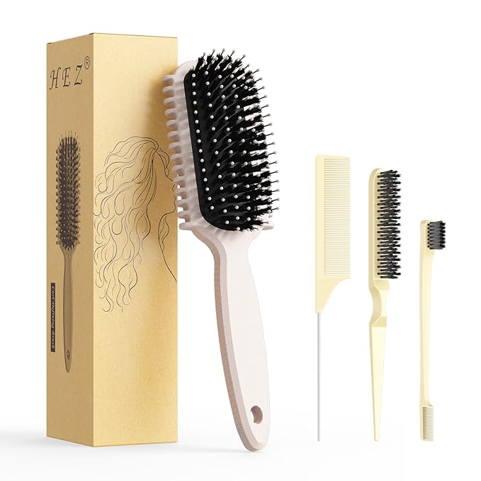Curl Defining Brush, Curly Hair Brush, Slick Back Hair Brush, For Combing and Shaping Curls in All Hairstyles to Reduce Pulling (Beige)