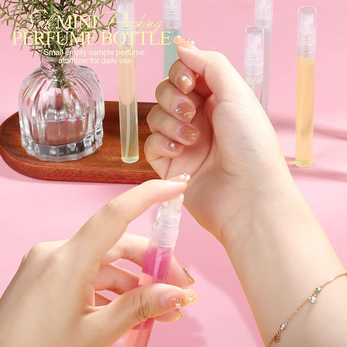 Fandamei Mini Spray Bottle, 10 Pack 10ml Plastic Spray Bottle, Fine Mist Refillable Perfume Bottle, Perfume Atomizer, Small Empty Sample Containers, Portable Travel Bottle