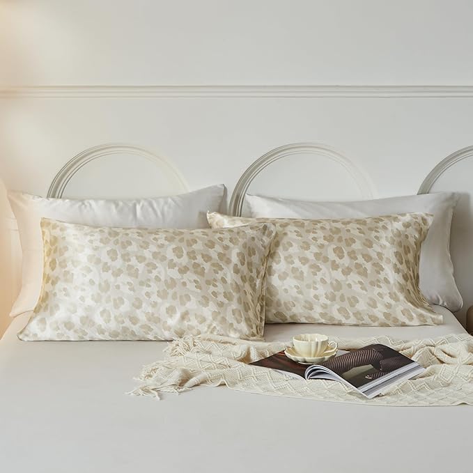 Satin Pillowcase for Hair and Skin, Leopard Print Soft Silky Pillow Cases Queen Size Pack of 2, Cooling Satin Pillowcase Set with Envelope Closure (20x30 inches, Champagne)