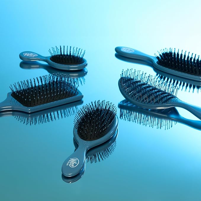Wet Brush Original Detangler Hair Brush, Elemental Blue, Ultra-Soft IntelliFlex Bristles, Detangling Bristles Glide Through Tangles (Wet Dry & Damaged Hair), Women & Men